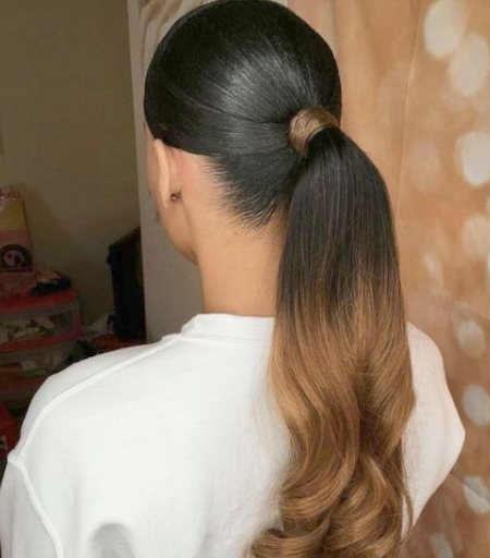 The volumized dual-tone classic ponytail
